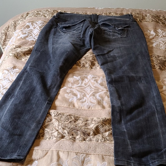 Ladies fashion jeans - Picture 3 of 5